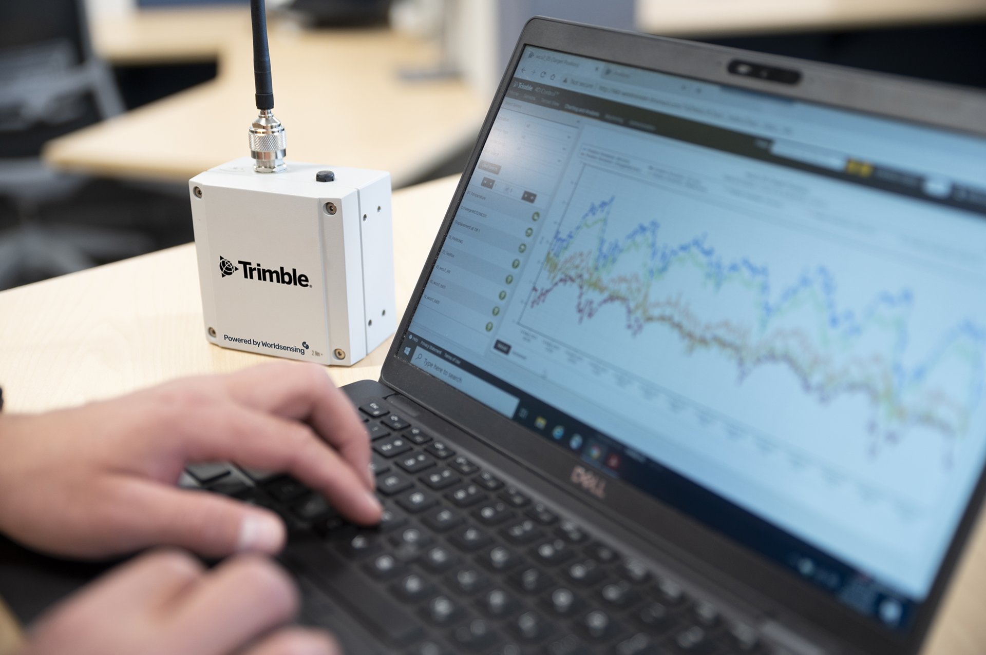 Office - Wireless tiltmeter - external antenna_144_1.png